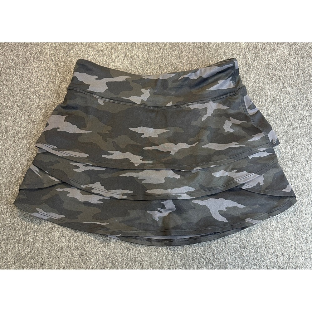 Athleta Swing Camo Skort Tiered Ruffle Active Skirt Shorts Girls Size XL 14 - Picture 5 of 15
